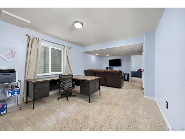 3760 Barnard Ln, Johnstown, CO 80534