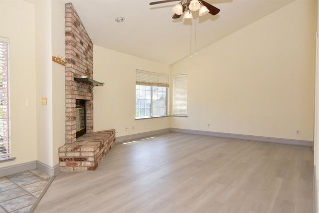 2413 Tamarack Ct, Rocklin, CA 95677