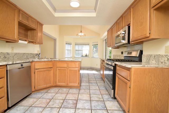 2413 Tamarack Ct, Rocklin, CA 95677