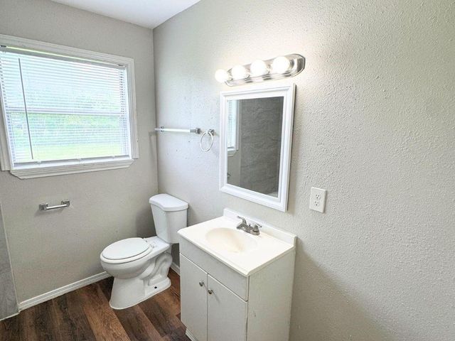 8238 Homewood Lane, Houston, TX 77028