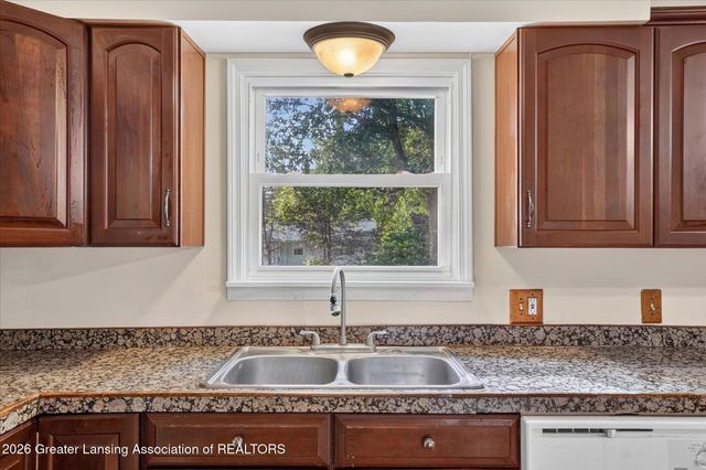 1977 Hamilton Street, Holt, MI 48842