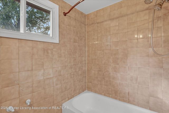 1977 Hamilton Street, Holt, MI 48842