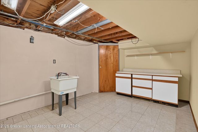 1977 Hamilton Street, Holt, MI 48842