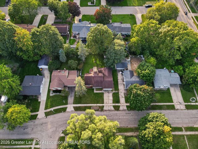 1977 Hamilton Street, Holt, MI 48842