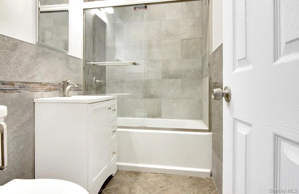 9 Argyle Road 1A, Brooklyn, NY 11218 — photo 3