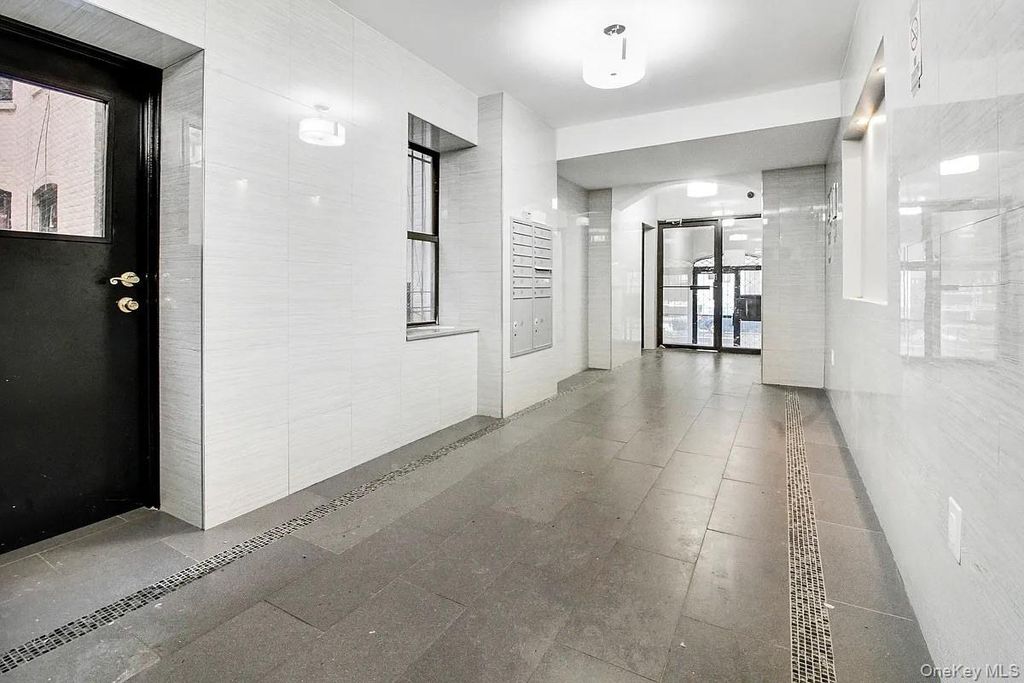 9 Argyle Road 1A, Brooklyn, NY 11218 — photo 4