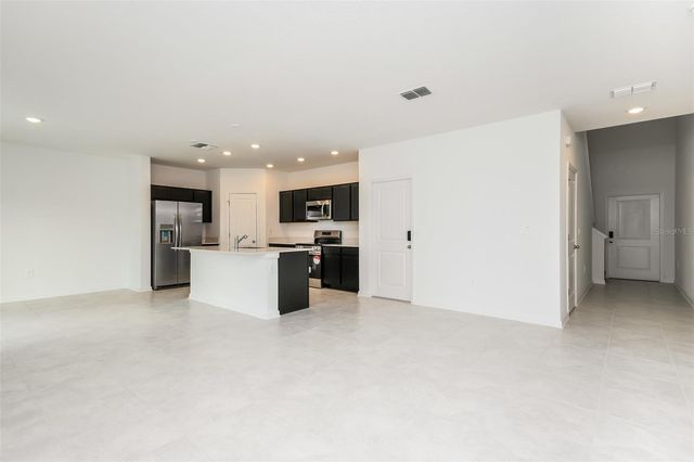 256 HAYLEY STREET, Winter Haven, FL 33884