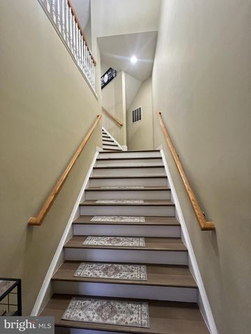 8356 MILLOM CT, Lorton, VA 22079