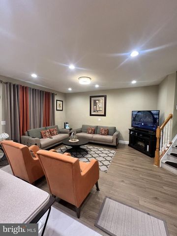 8356 MILLOM CT, Lorton, VA 22079