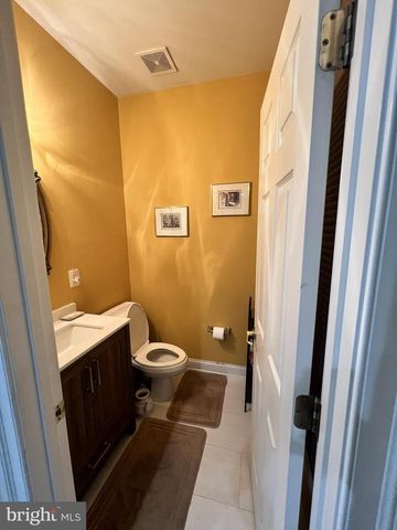 8356 MILLOM CT, Lorton, VA 22079