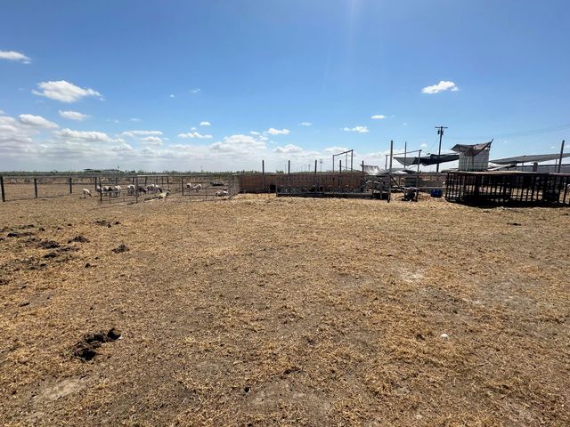 7599 Avenue 152, Tipton, CA 93272