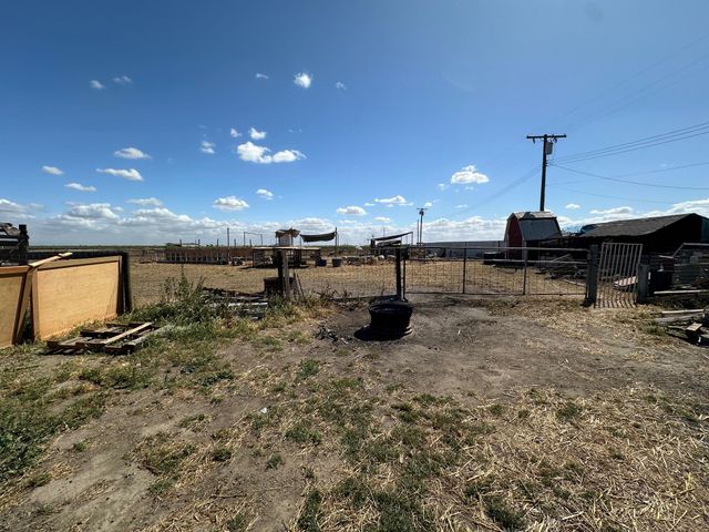 7599 Avenue 152, Tipton, CA 93272