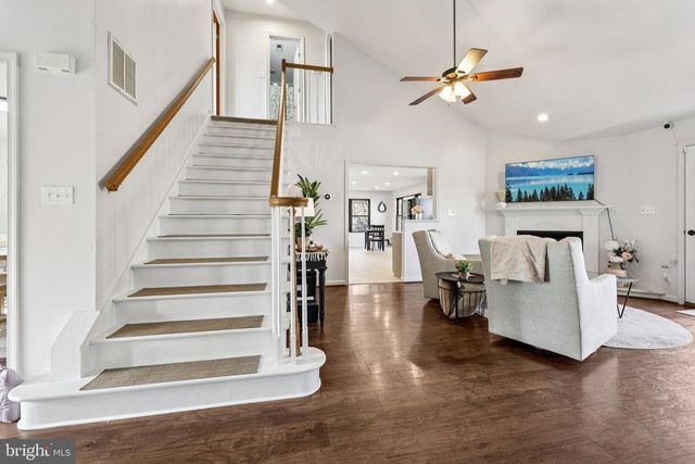 12504 HAWKINS LN, Spotsylvania, VA 22551