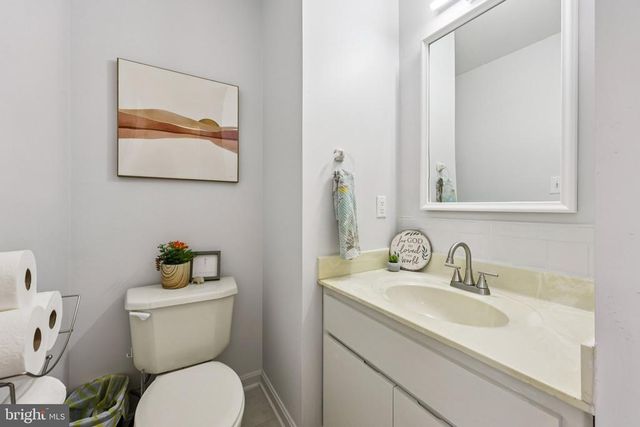 12504 HAWKINS LN, Spotsylvania, VA 22551