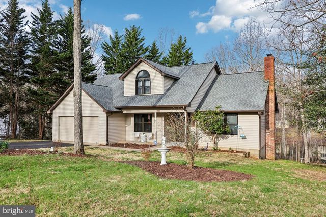 12504 HAWKINS LN, Spotsylvania, VA 22551