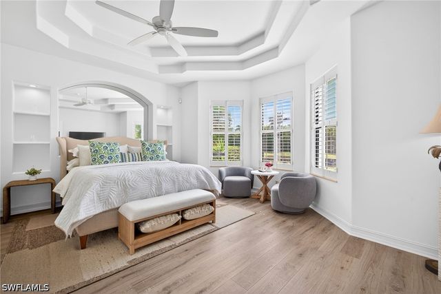 3296 LOOKOUT LN, Naples, FL 34112