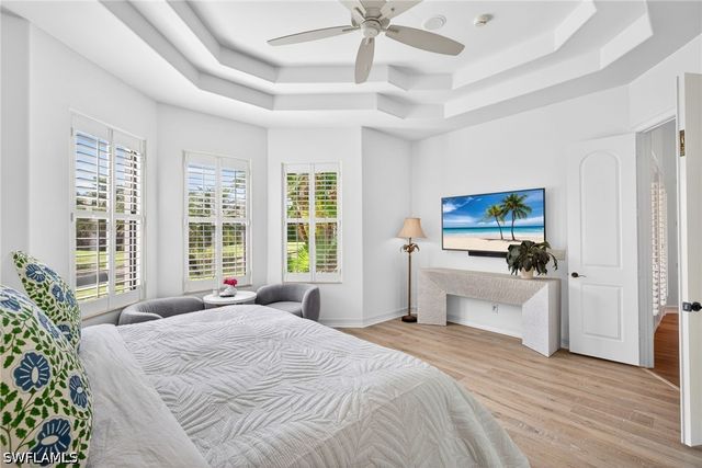 3296 LOOKOUT LN, Naples, FL 34112