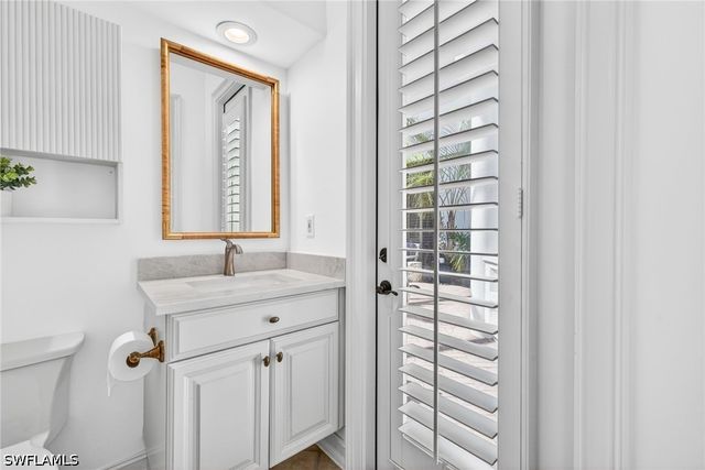 3296 LOOKOUT LN, Naples, FL 34112