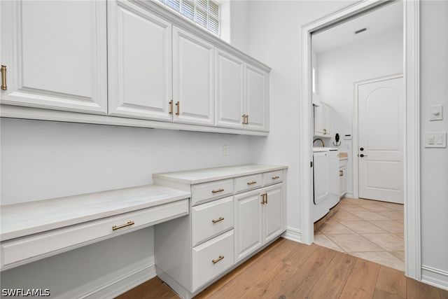 3296 LOOKOUT LN, Naples, FL 34112