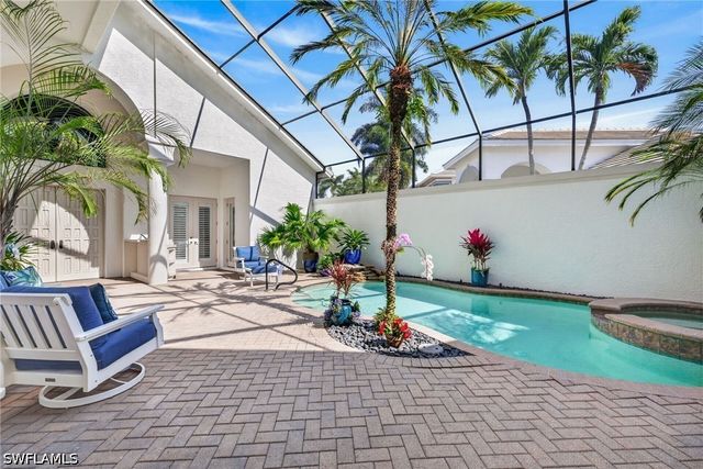 3296 LOOKOUT LN, Naples, FL 34112