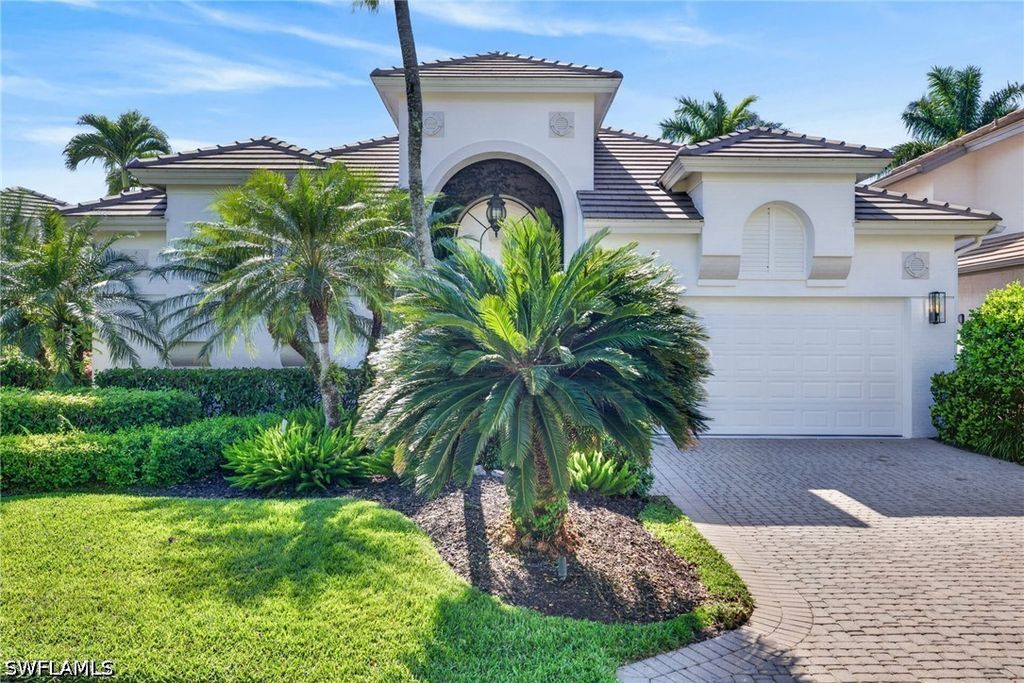 3296 LOOKOUT LN, Naples, FL 34112