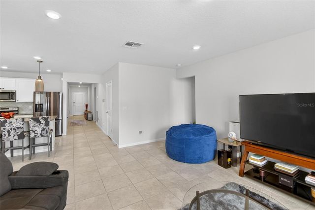 901 GOLDEN SHINER AVENUE, Ruskin, FL 33570