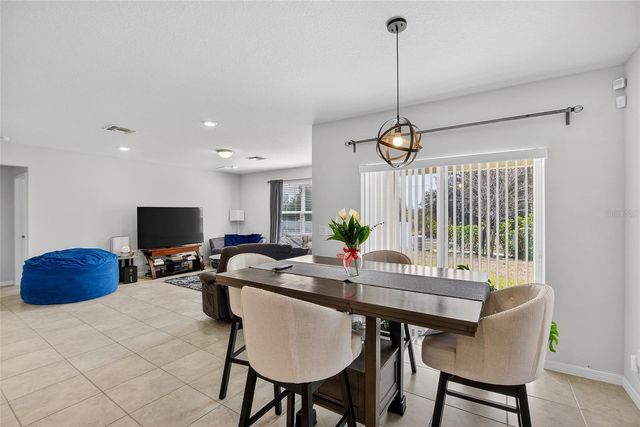 901 GOLDEN SHINER AVENUE, Ruskin, FL 33570