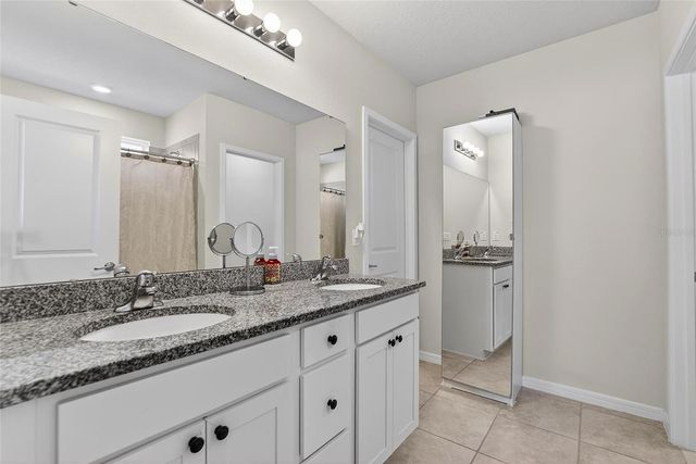 901 GOLDEN SHINER AVENUE, Ruskin, FL 33570