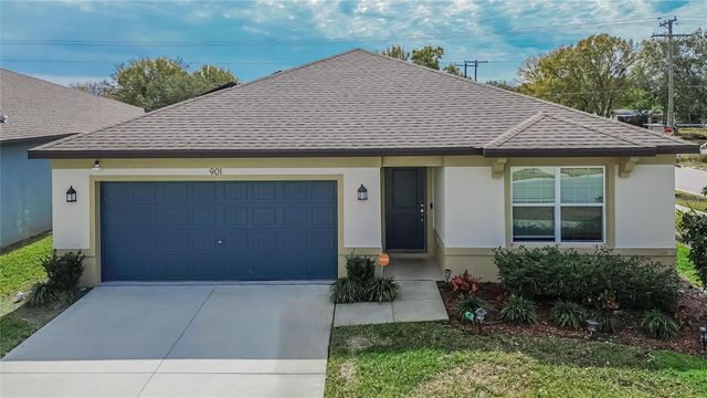 901 GOLDEN SHINER AVENUE, Ruskin, FL 33570