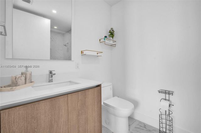 17550 Collins Ave 704, Sunny Isles Beach, FL 33160