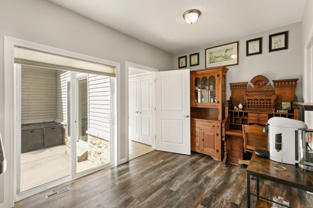 6330 Beechtree Drive 10107, West Des Moines, IA 50266