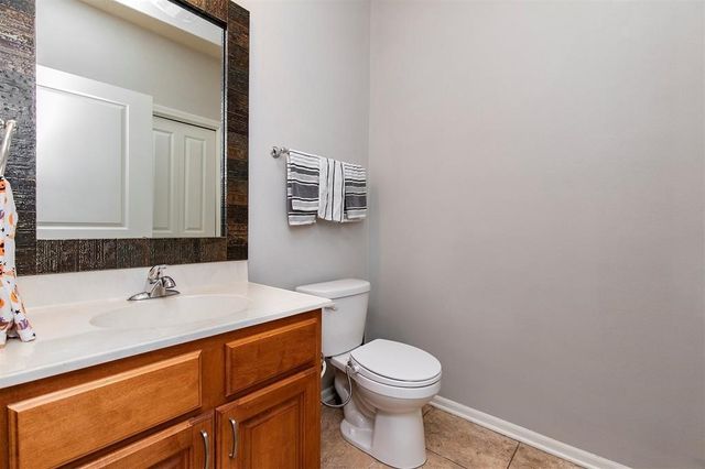 6330 Beechtree Drive 10107, West Des Moines, IA 50266
