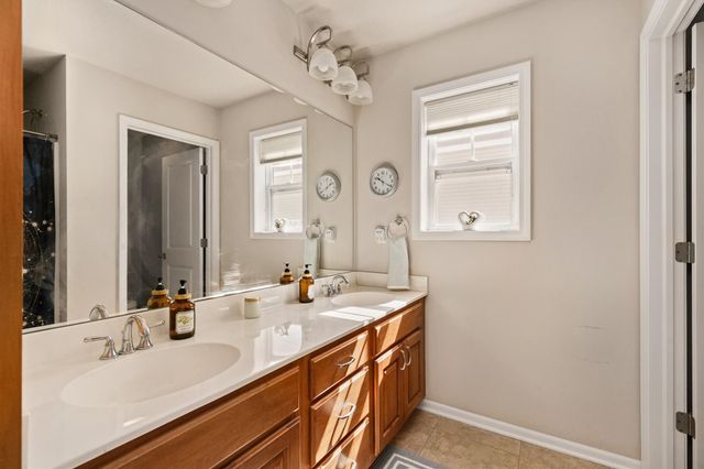 6330 Beechtree Drive 10107, West Des Moines, IA 50266