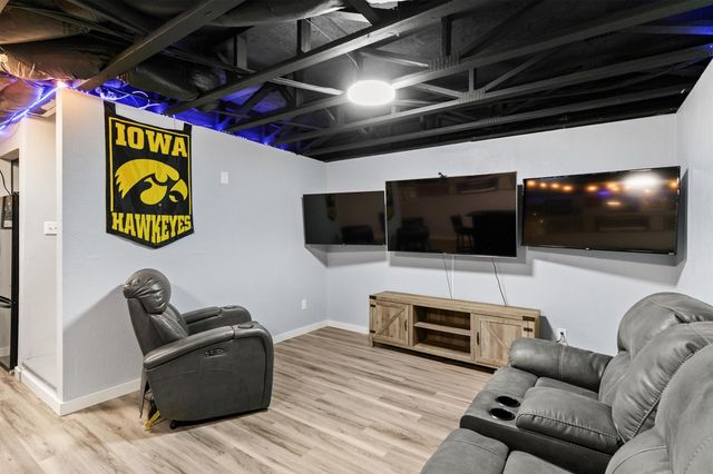 6330 Beechtree Drive 10107, West Des Moines, IA 50266