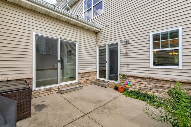 6330 Beechtree Drive 10107, West Des Moines, IA 50266
