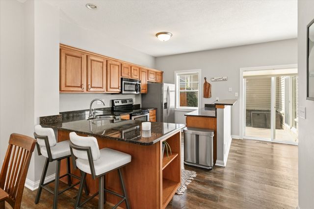 6330 Beechtree Drive 10107, West Des Moines, IA 50266