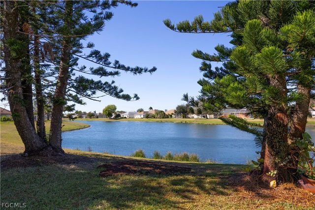 4591 Diploma CT, Lehigh Acres, FL 33971