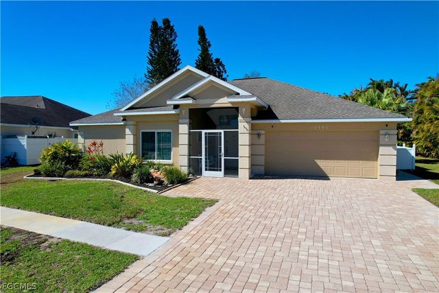 4591 Diploma CT, Lehigh Acres, FL 33971