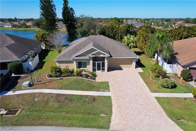 4591 Diploma CT, Lehigh Acres, FL 33971