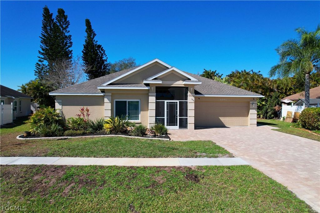 4591 Diploma CT, Lehigh Acres, FL 33971