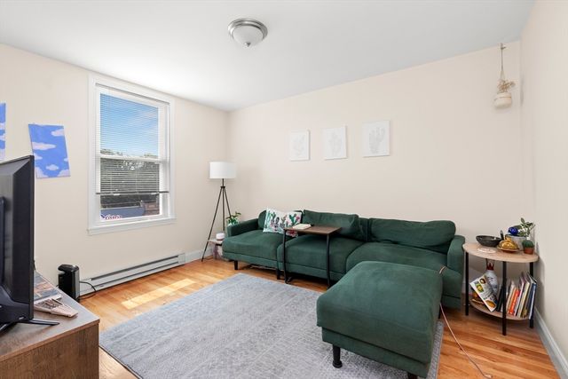 220 Middlesex Ave 5, Medford, MA 02155