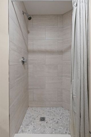 220 Middlesex Ave 5, Medford, MA 02155