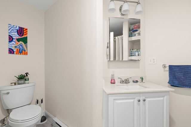 220 Middlesex Ave 5, Medford, MA 02155