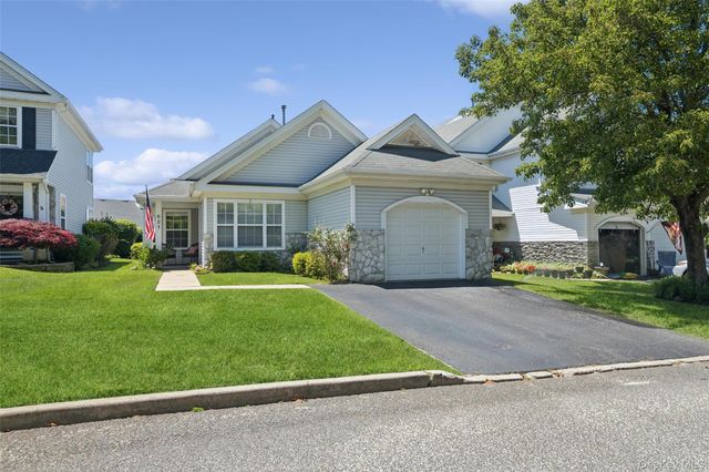 621 Spring Lake Drive, Middle Island, NY 11953