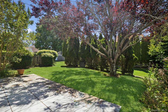 621 Spring Lake Drive, Middle Island, NY 11953