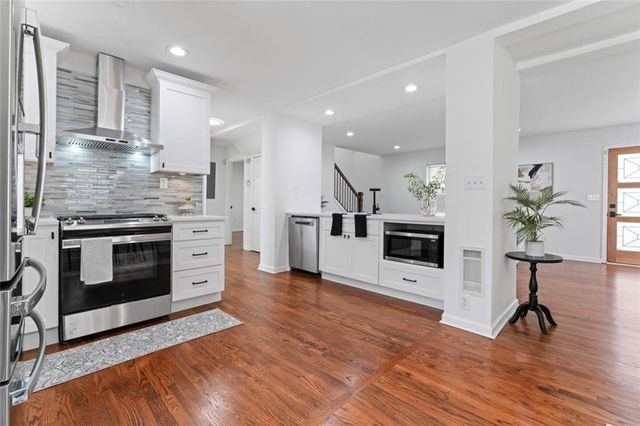 382 Deckner SW Avenue, Atlanta, GA 30310