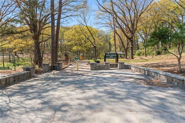 382 Deckner SW Avenue, Atlanta, GA 30310