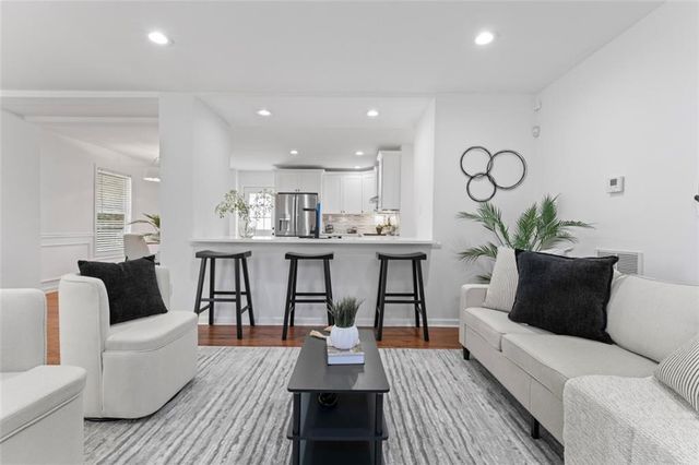 382 Deckner SW Avenue, Atlanta, GA 30310