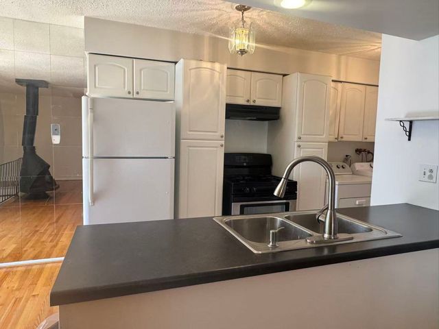 1326 Inverrary Lane 1326, Deerfield, IL 60015