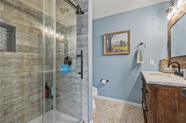 16870 Headland Avenue, Lake Milton, OH 44429